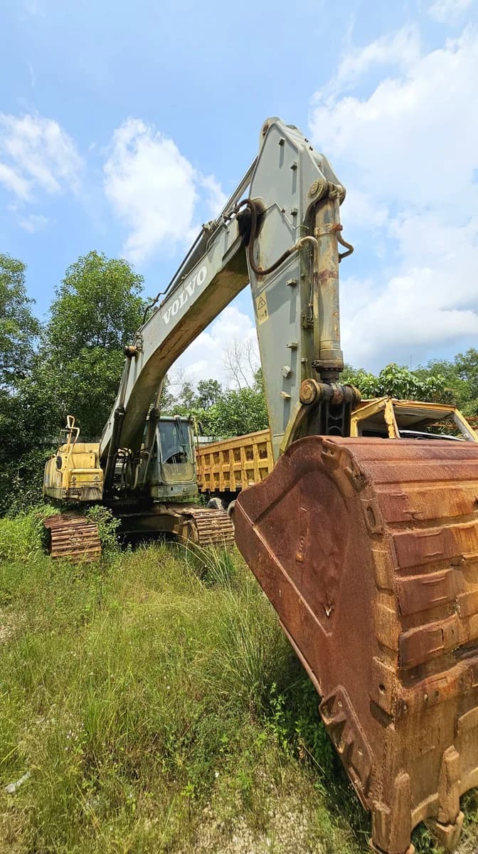 Volvo Excavator EC480DL EV108 | Used Heavy Equipment - Image 1
