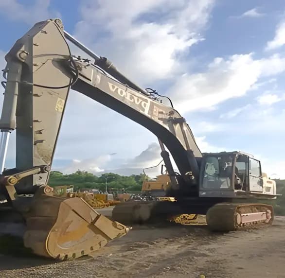 USED | Volvo EC480DL 2016 Excavator – High-Powered | EV127 - Image 1