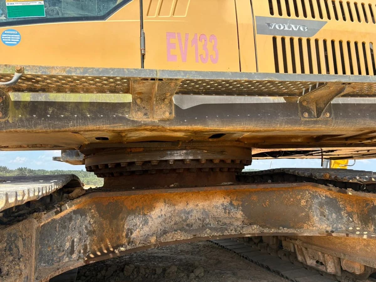 Volvo | Excavator | EC480DL | 2016 | Used | EV133 - Image 4