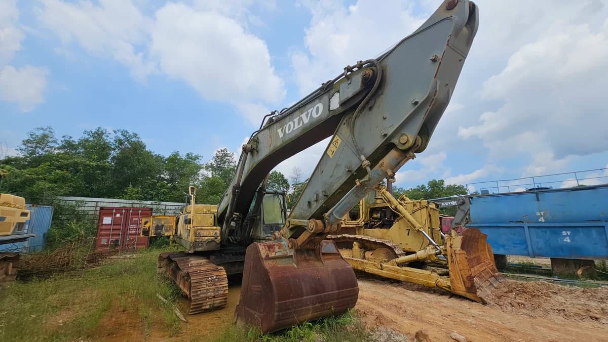 Volvo Excavator EC480DL EV116 | Used Heavy Equipment - Image 3