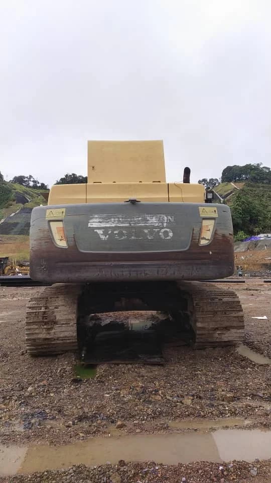 Volvo | Excavator | EC480DL | 2014 | Used | EV119 -- Under repairing shaft bucket cylinder - Image 2
