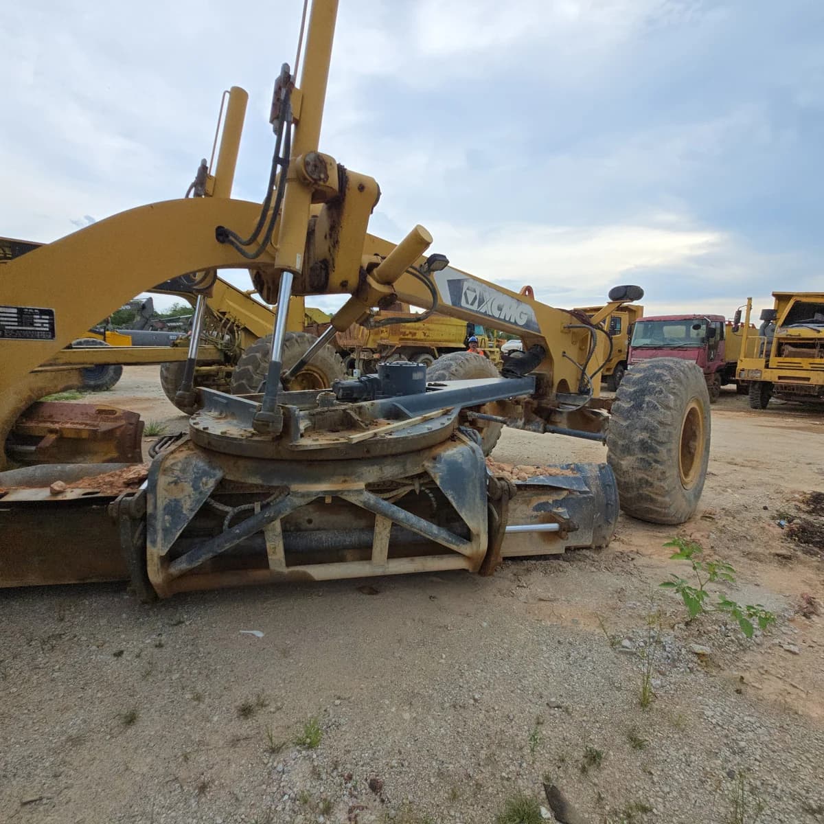 XCMG | Motor Grader | GR215 | 2017 | Used | MG17 - Image 7