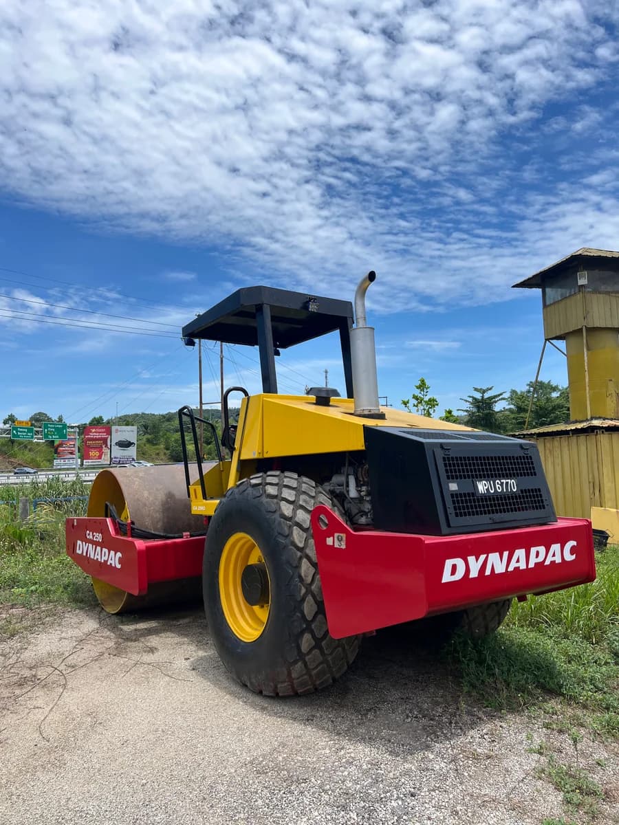 DYNAPAC | Vibratory Compactor | CA251 | 1997 | Used | JET6654 - Image 6